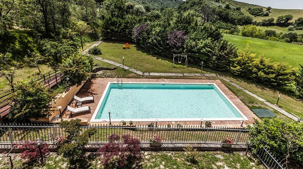 Contact the hosts of Casale Santa Margherita. How to reach the holiday home in Assisi (PG), Umbria, Italy